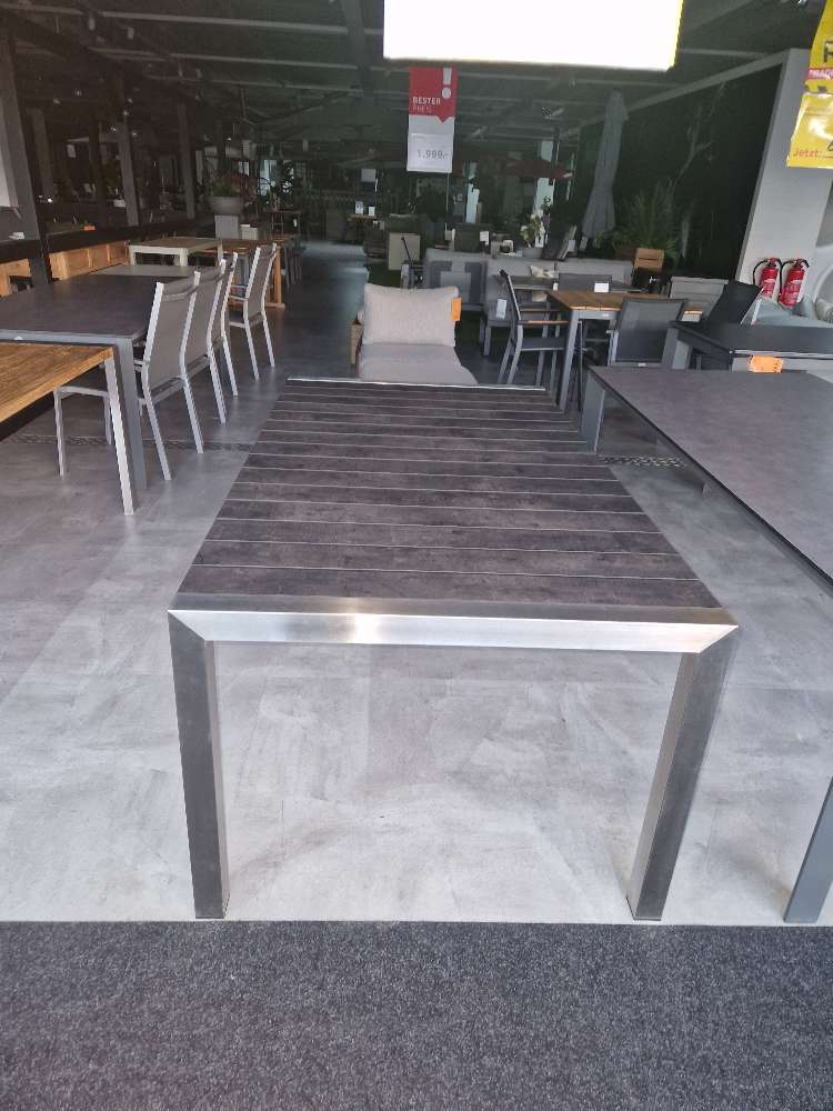 Möbel- Gartentisch-Dunkelgrau-XXXLutz
