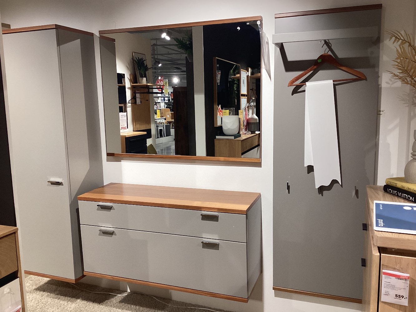 Garderobe „Artist“, Schuhschrank, Kleiderschrank, Paneel, Spiegel