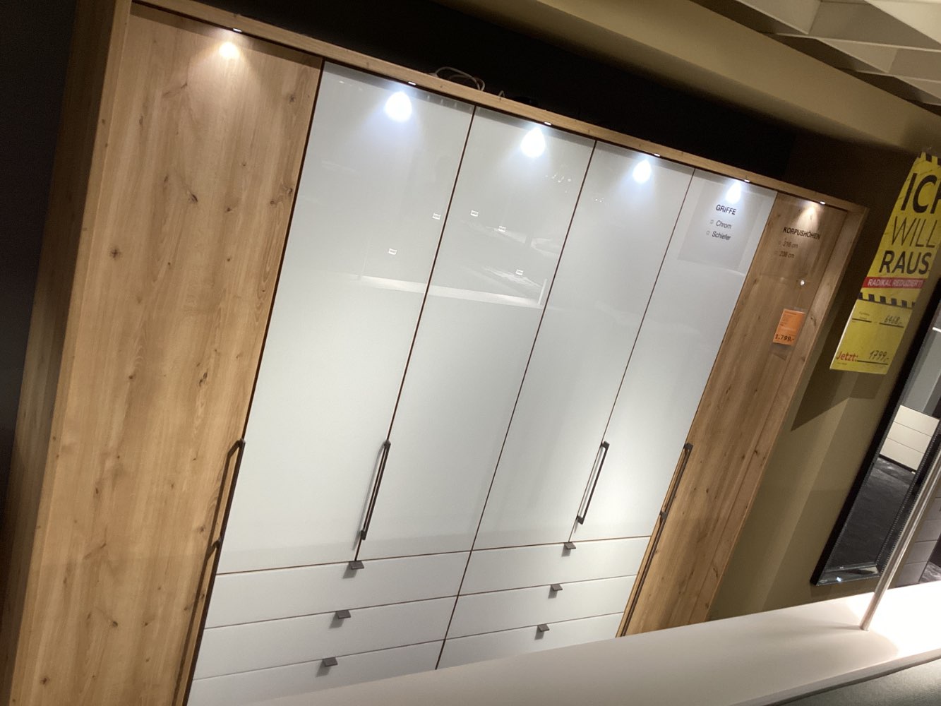 Möbel Kleiderschrank Dieter Knoll Milano 2000 XXXLutz Hirschaid