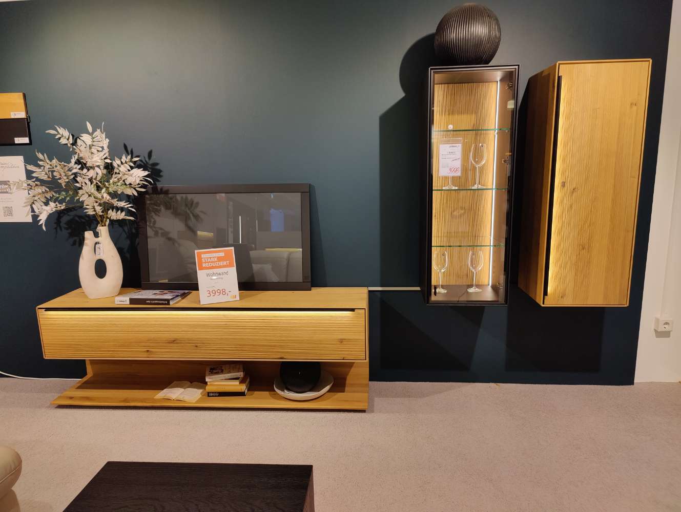 Wohnwand – Interliving 2033 – Anbauwand – Asteiche – Massiv