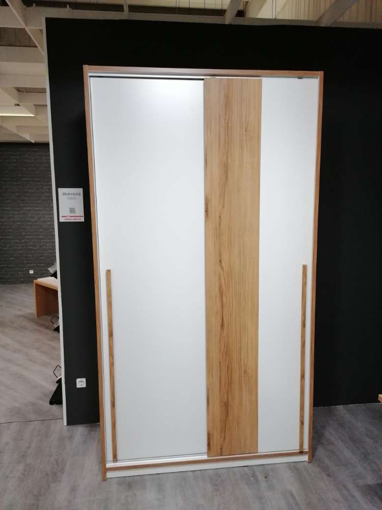 Schwebetürenschrank