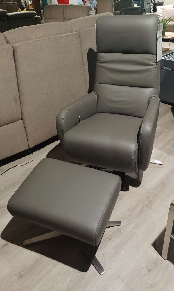 Relaxsessel  mit Hocker