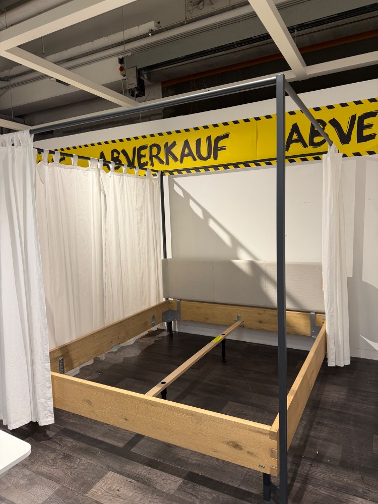 Himmelbett XXXLutz Würselen