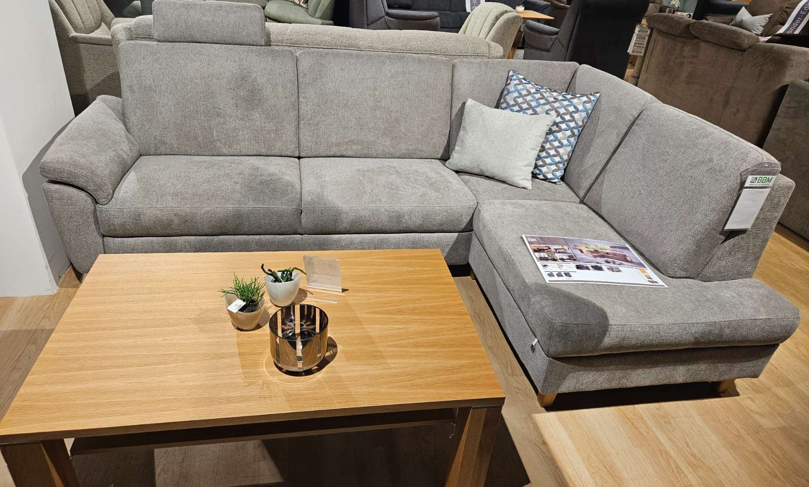 Garnitur mit Querschläferfunktion