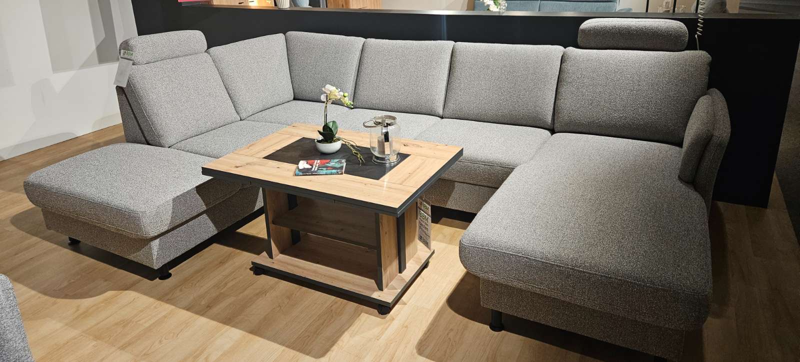 Garnitur mit Anstellhocker und Schlaffunktion inkl, Sessel