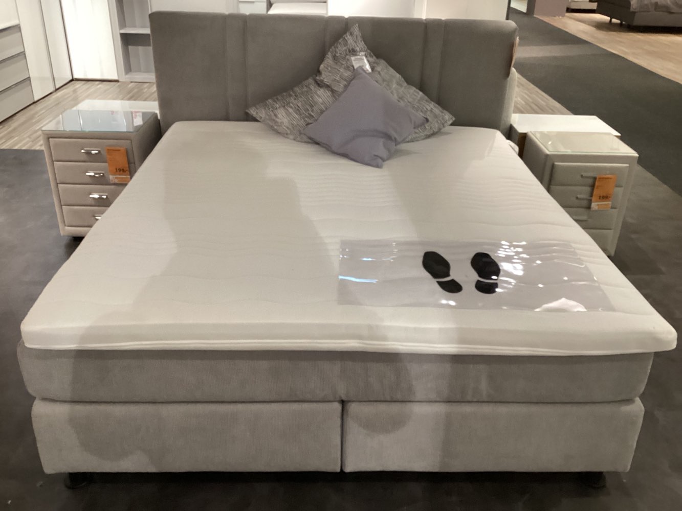 Möbel Beldomo BoxspringbettFranka 180×200 Chenille Silber XXXLutz