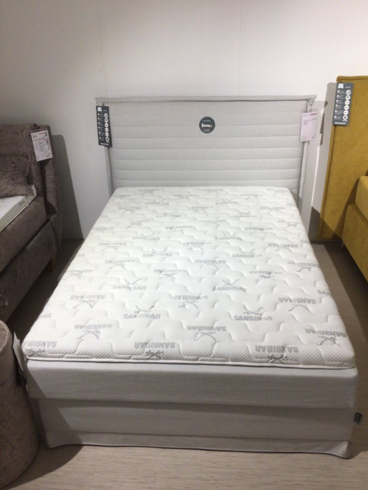 Boxspringbett Hellgrau Sansibar
