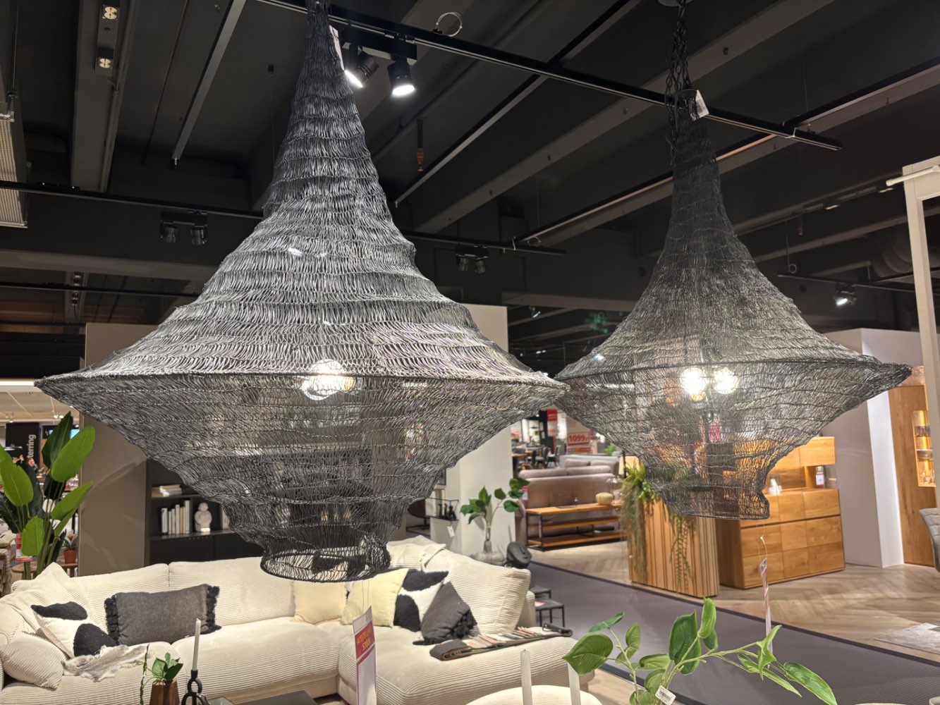 Pendelleuchte „Cocoon“ von Kare | Segmüller | Abverkauf