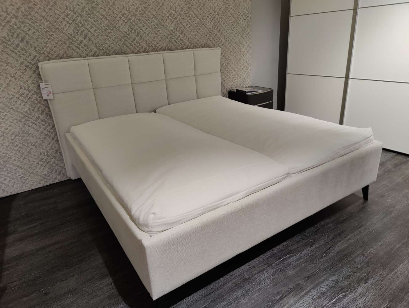 Polsterbett – 180 x 200 cm – inkl. Lattenrost – inkl. Matratzen