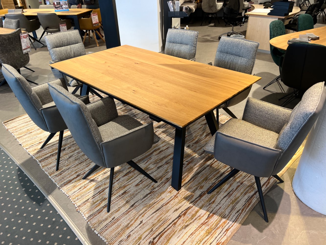 Tischgruppe Bobo/Flac