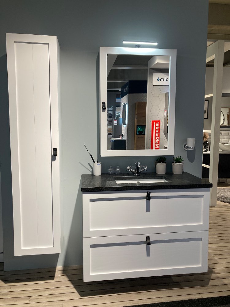 Badezimmerkombination