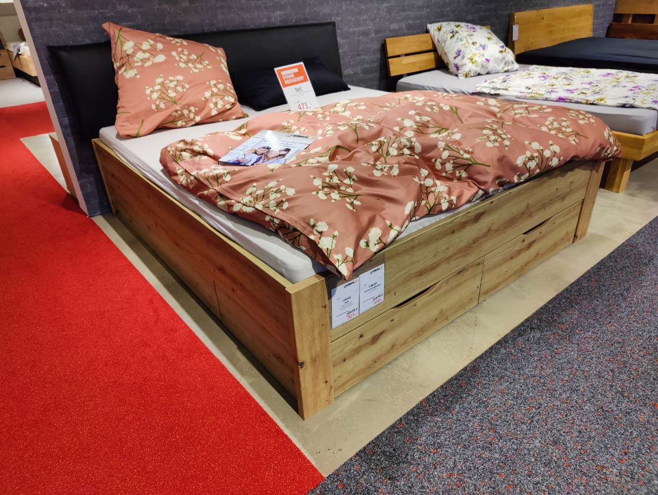 Bett – 180 x 200 cm – inkl. Sockelschubkästen – Eiche Artisan