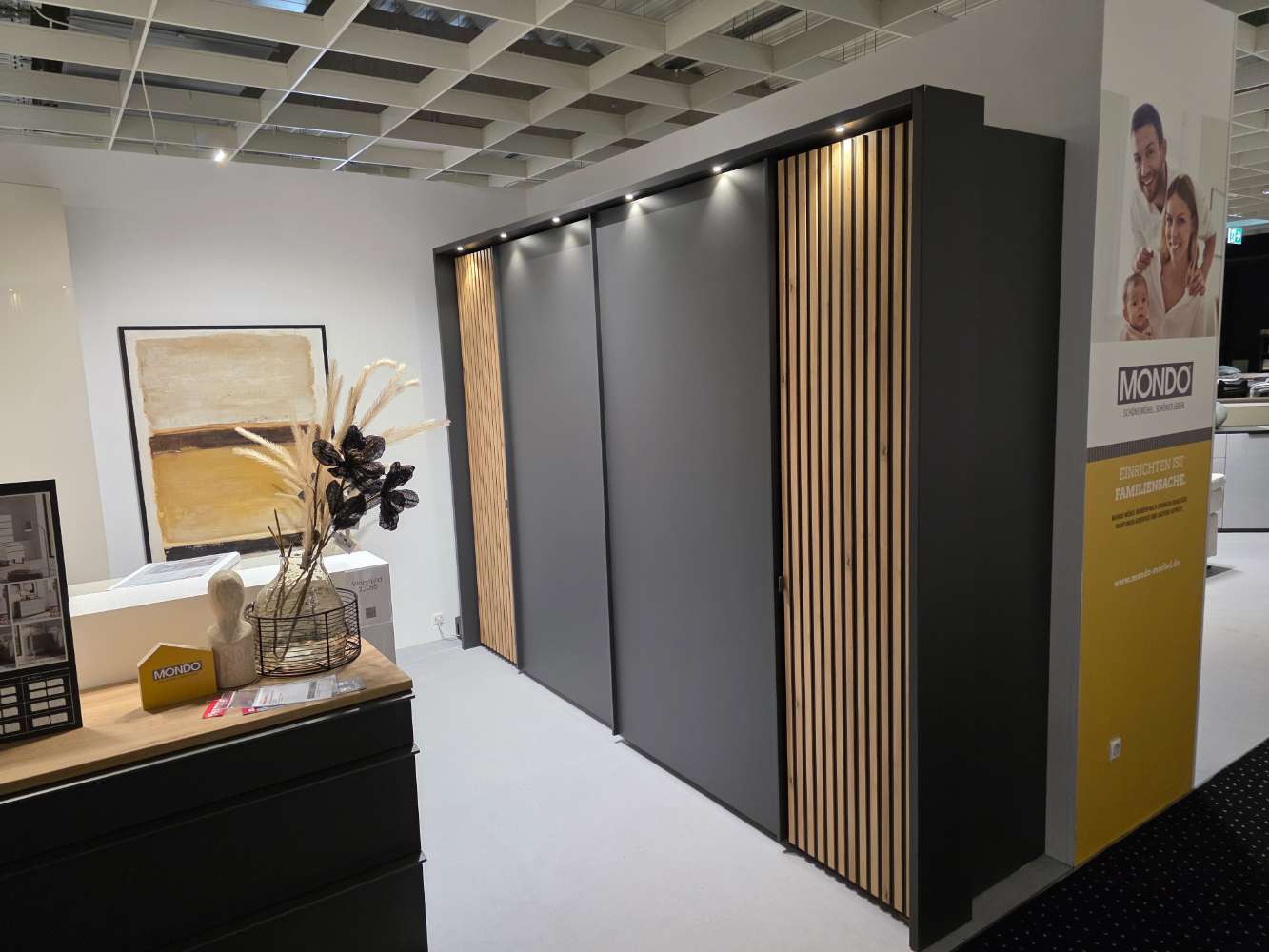 Kleiderschrank Mondo Clivio 3000