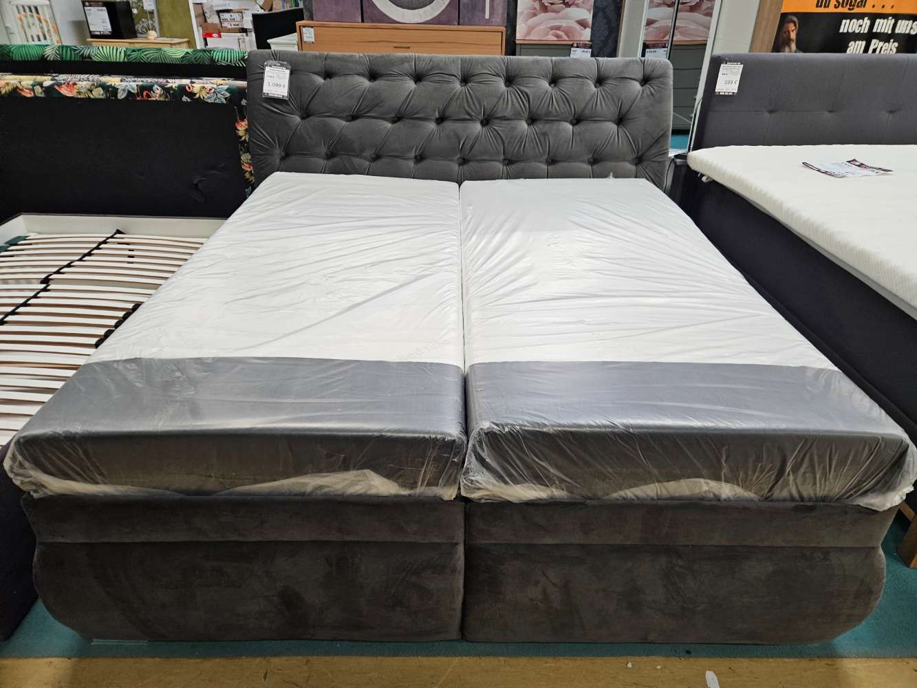 Polsterbett Riviera Samt Anthrazit statt 1499€