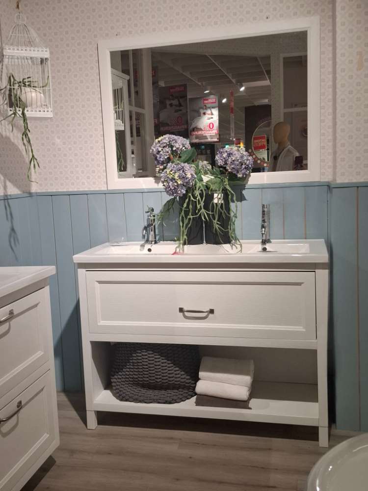 Bayshore New Bay Bad