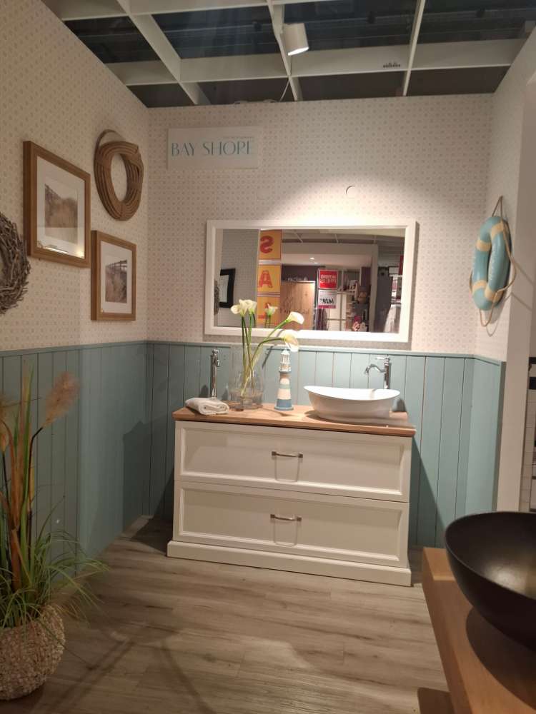 Waschtischkombination mit spiegel