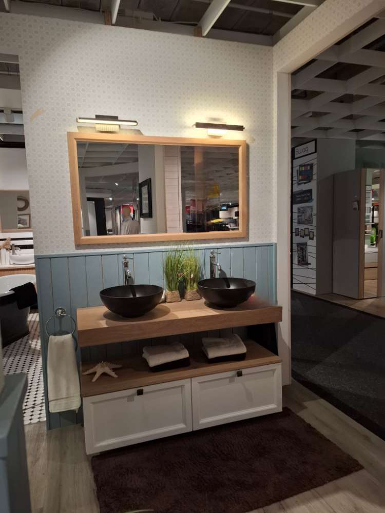 Waschtischkombination 130 cm mit Zub.