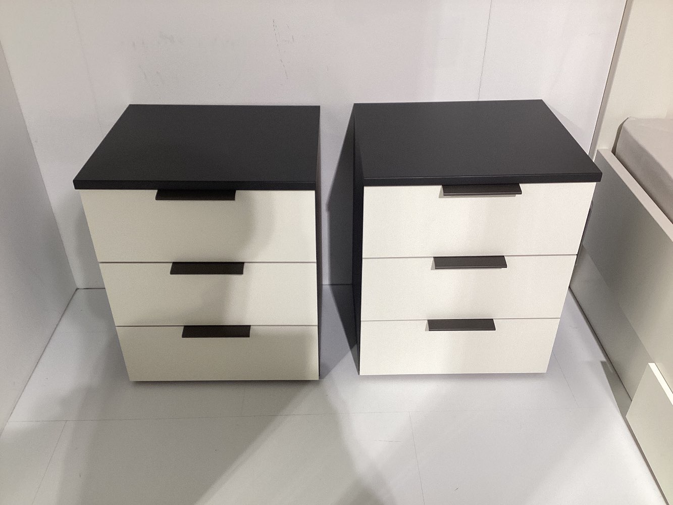 Nachtkonsole Rolf Weber