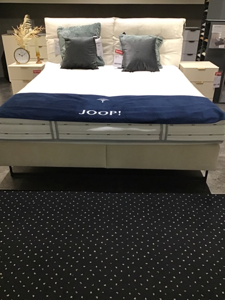 Boxspringbett Joop  und Bank