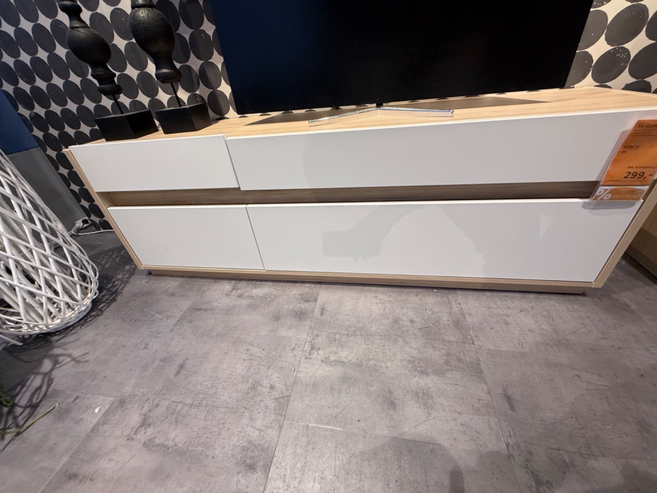 TV-ELEMENT KIM XXXLUTZ