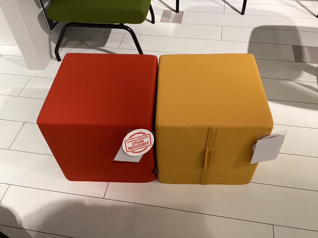 Sitz Offa Pouffe