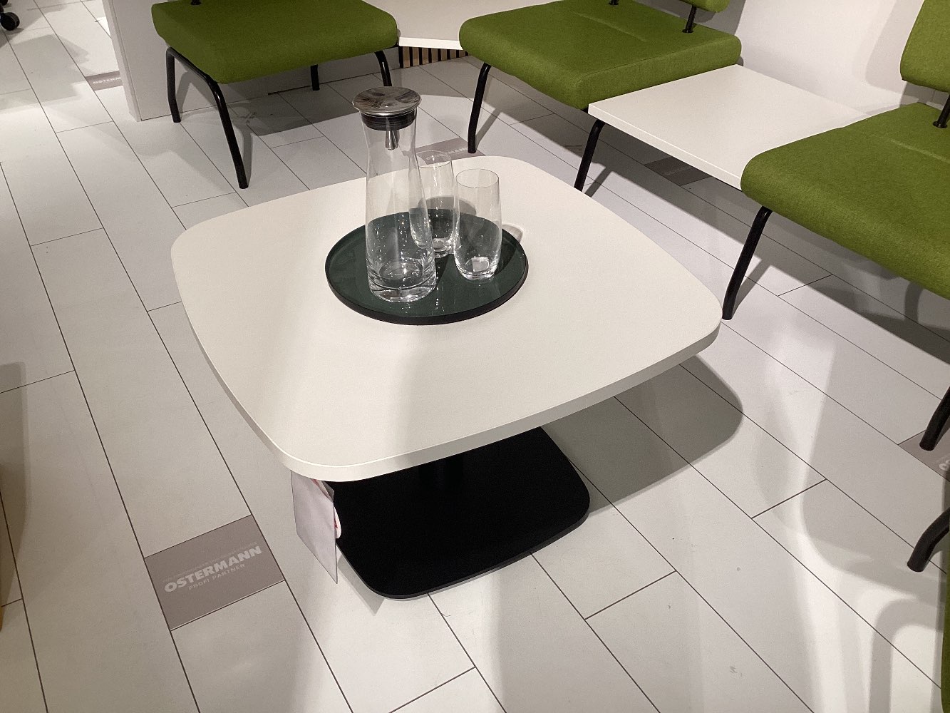 Besprechungstisch MEE THINK