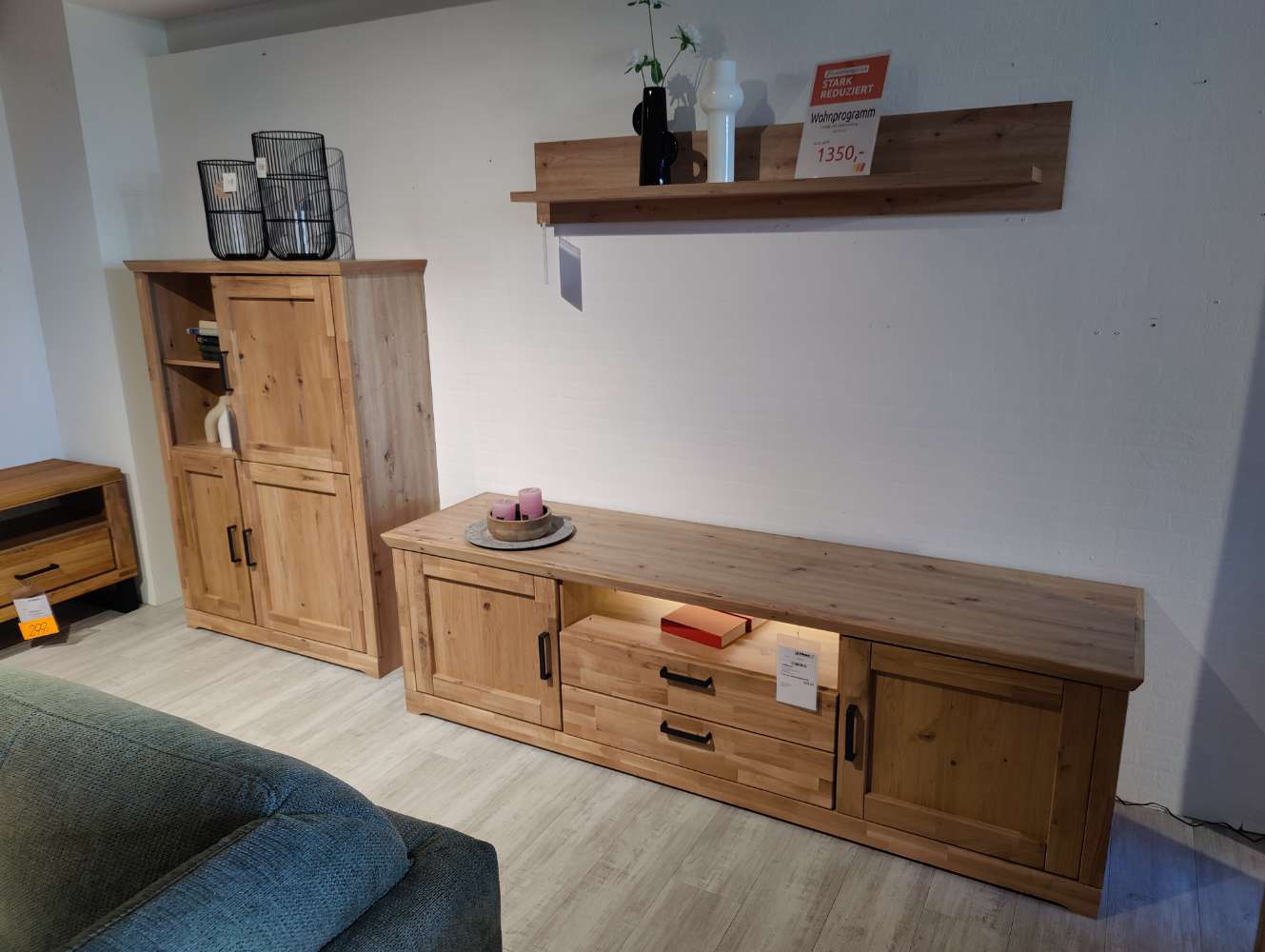 Wohnwand – Asteiche bianco – inkl. Beleuchtung