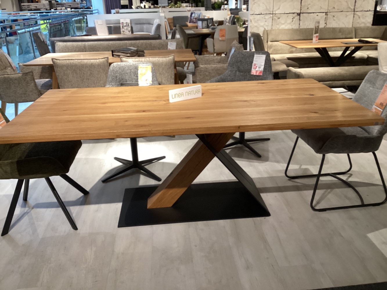 ESSTISCH ZETA -EXKLUSIV-