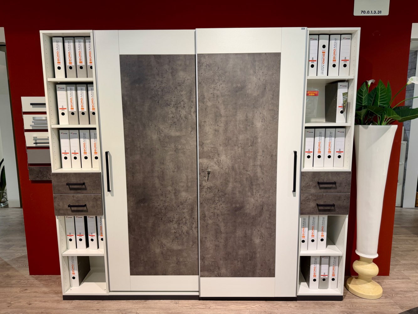 Ausstellungsstück Aktenschrank Objekt Plus | Möbel SEGMÜLLER