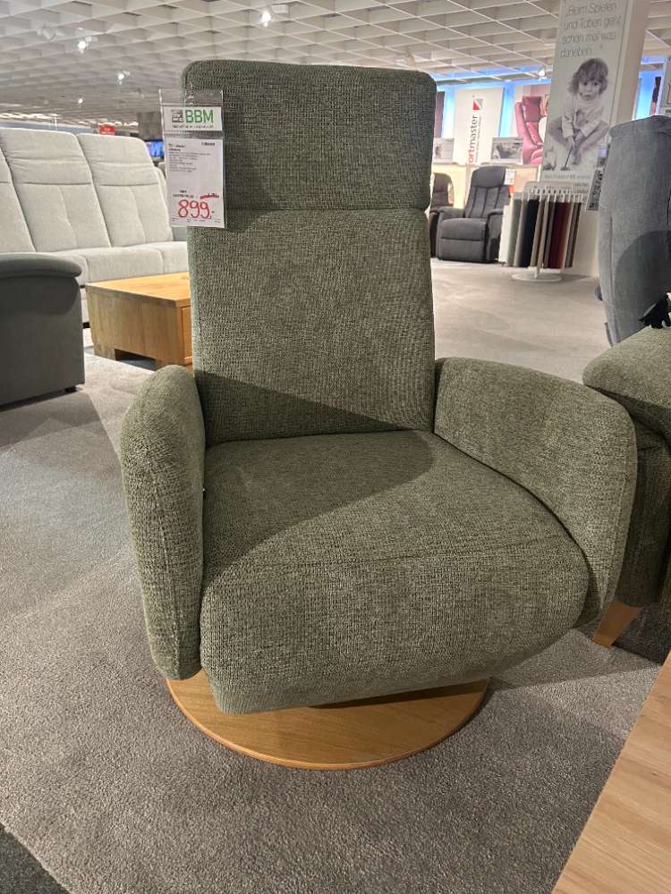 TV-Sessel mit manueller Kopfverstellung