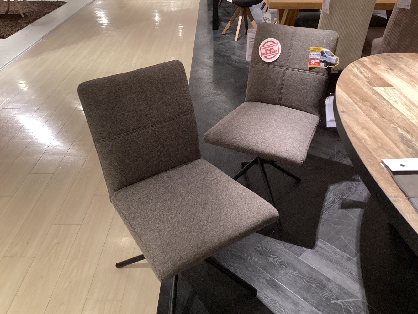 Stuhlgruppe Harper Martigues