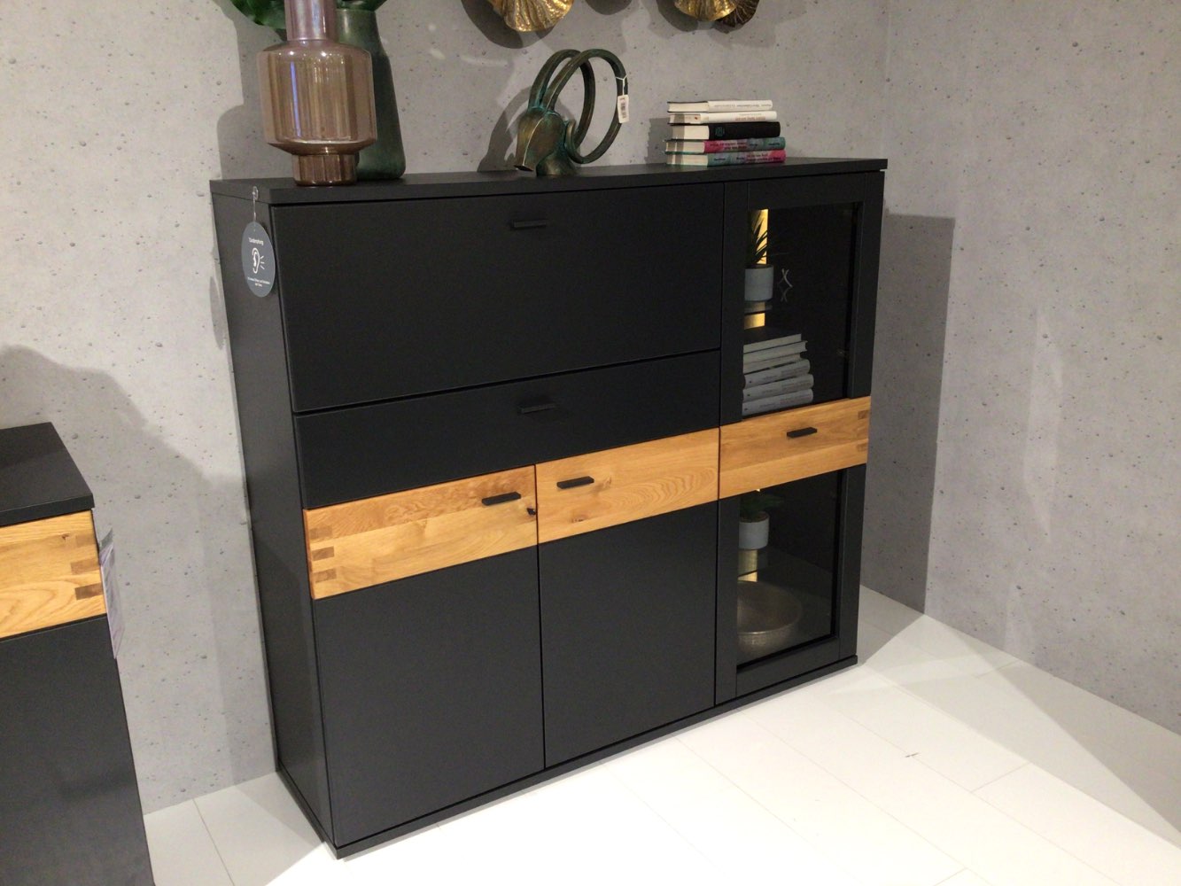 Highboard
