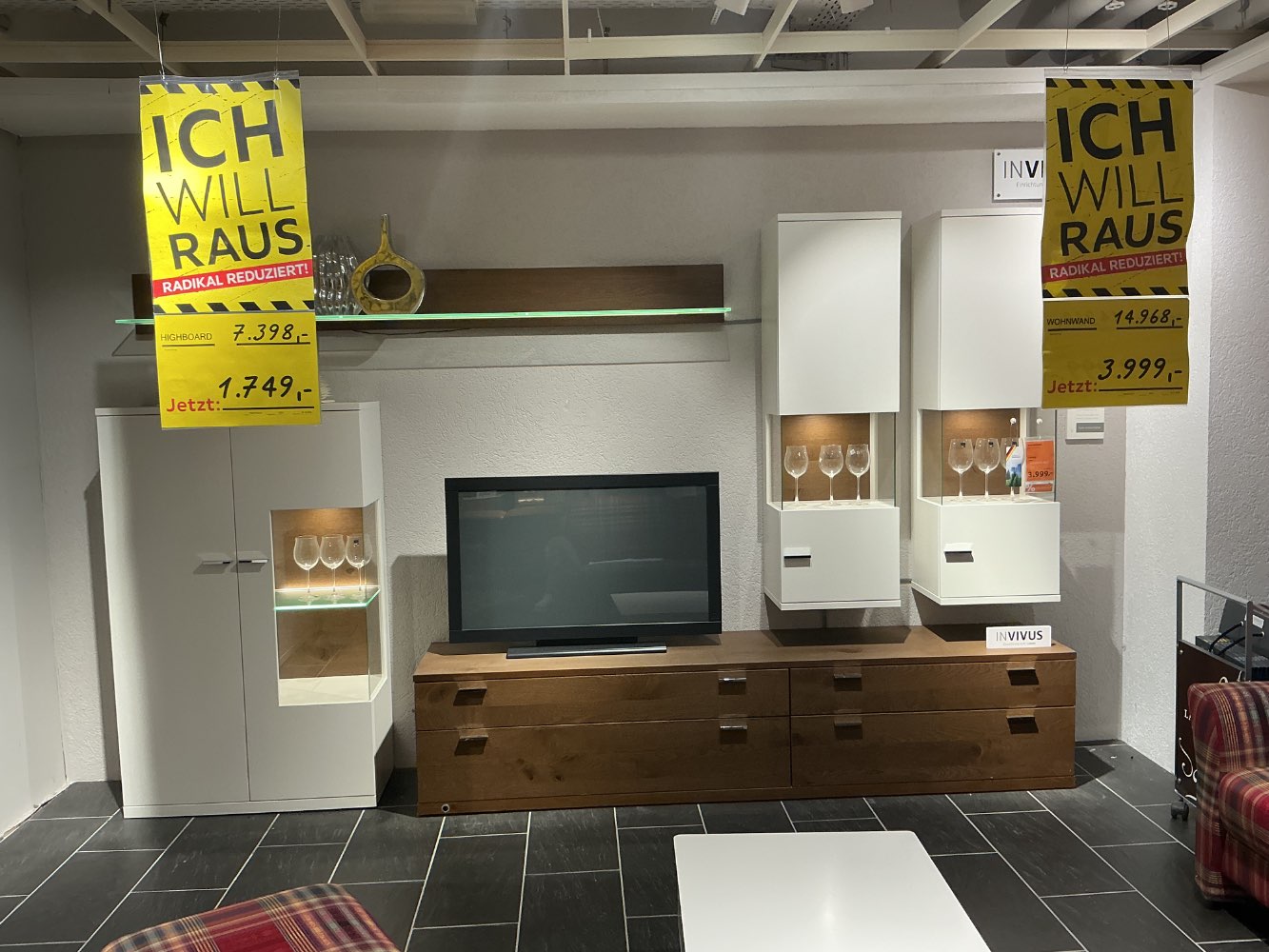 XXXLutz Wassertrüdingen Wohnwand Invivus