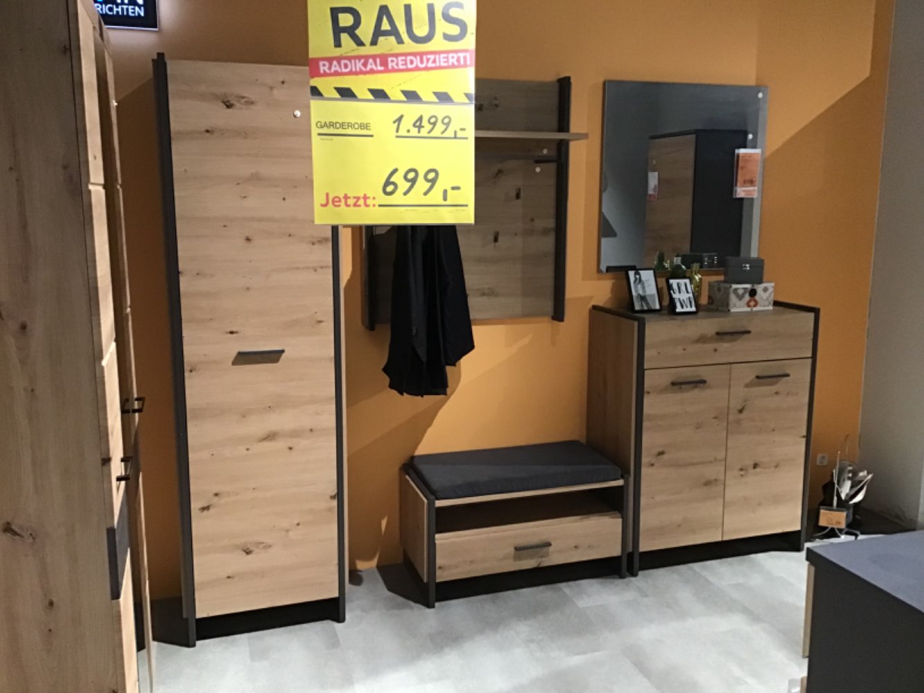 XXXLutz Ausstellungsstück Möbel Garderobe Flash HomIn Eiche grau