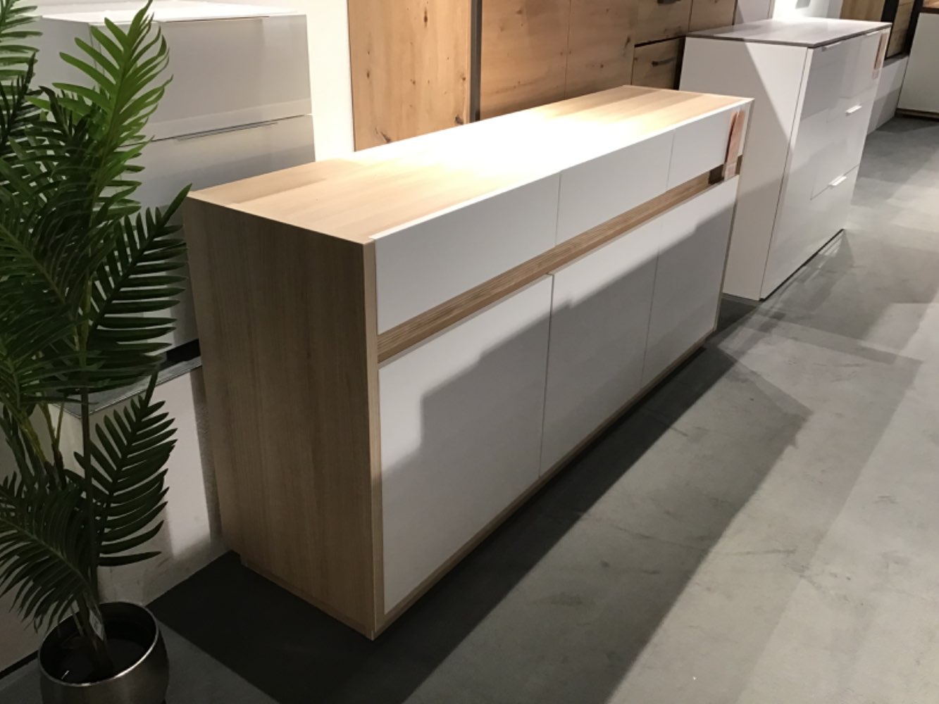 XXXLutz Ausstellungsstück Möbel Sideboard Kim Eiche weiß