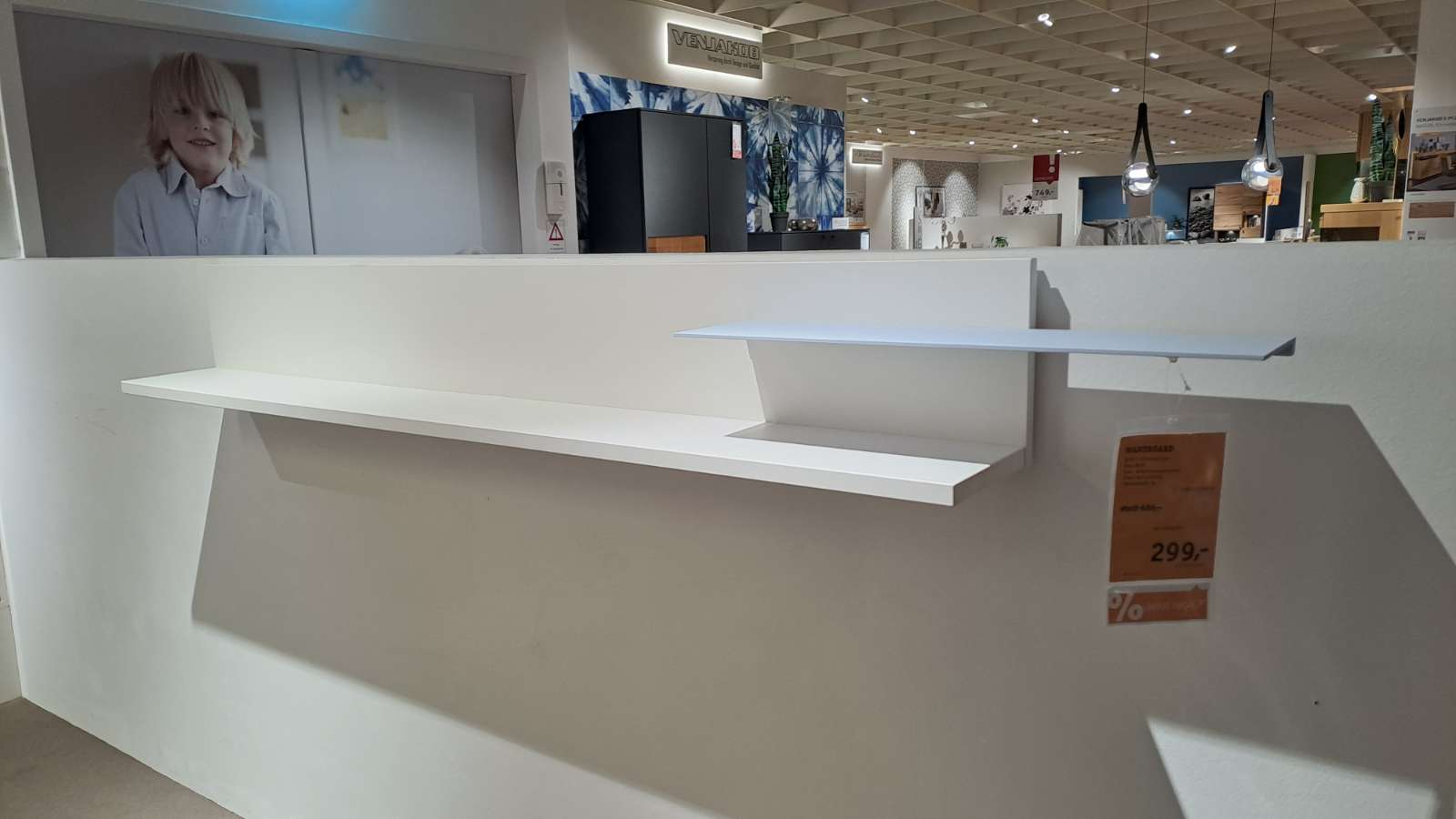 XXXLutz, Möbel, Wandboard