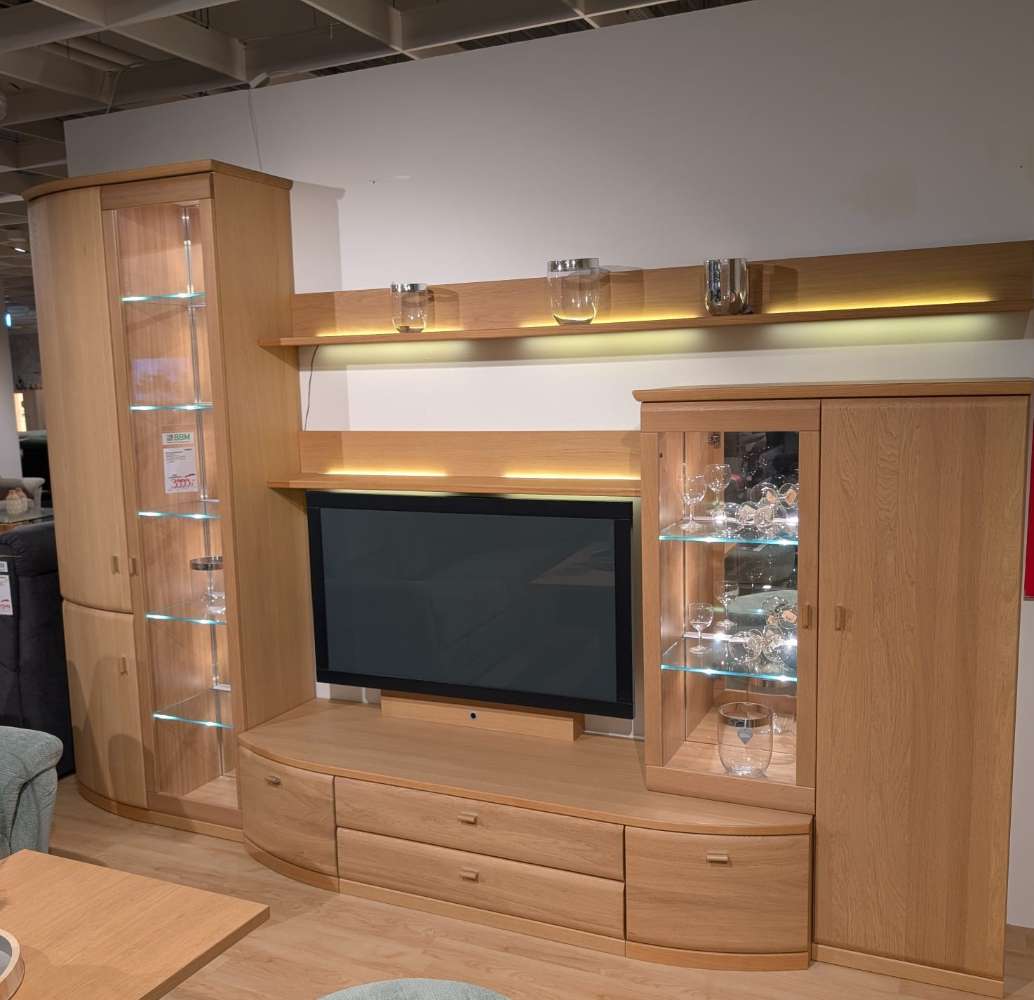 Wohnkombination Eiche Sand incl. Beleuchtung