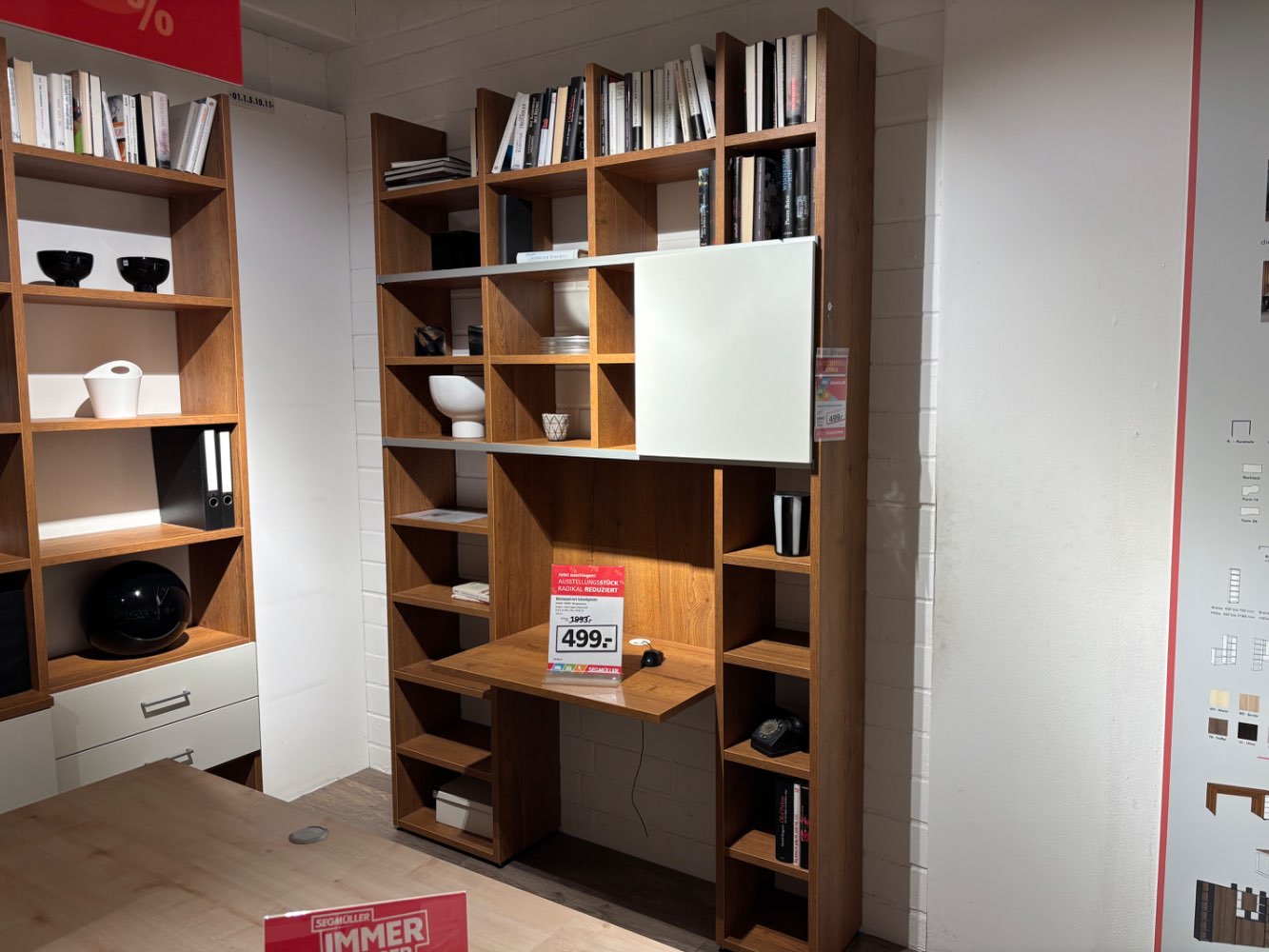 Bürowand / Schreibtisch Kombi Momo von Brünger