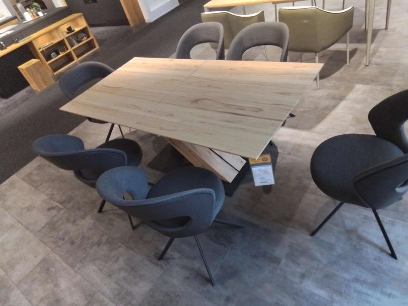 Tischgruppe Interliving 2026