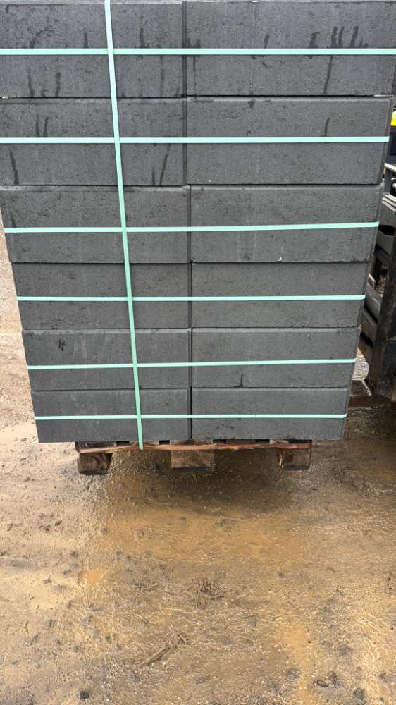 Schalungssteine 50x24x20 cm anthrazit (2.Wahl)