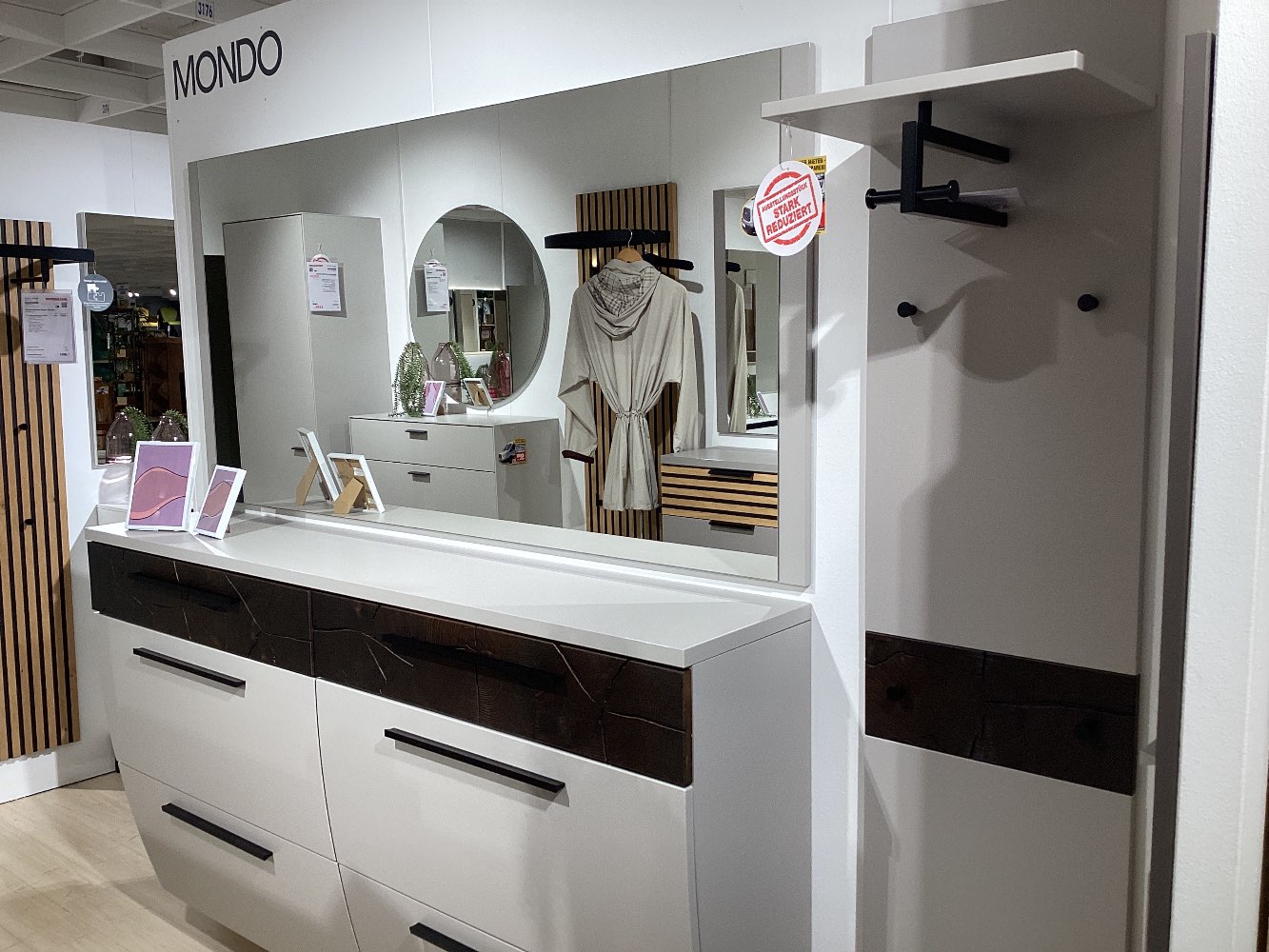 Garderobenset Mondo Swing