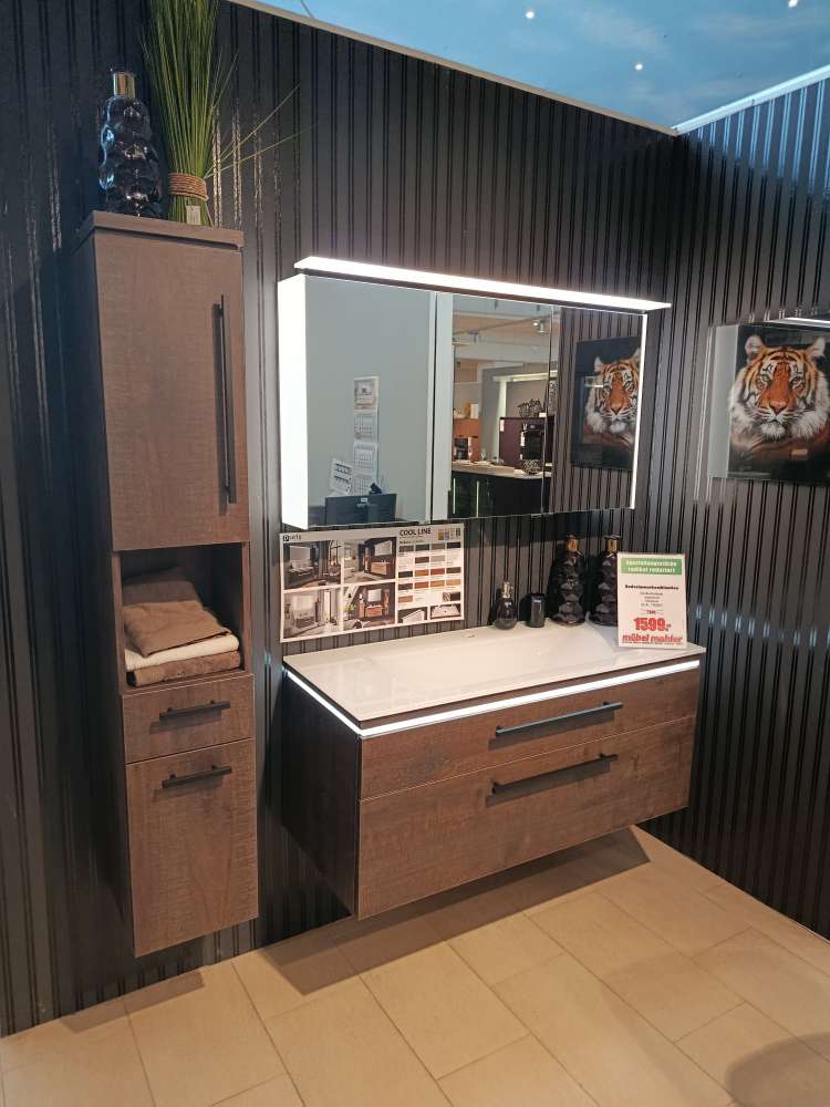 Badezimmerkombination