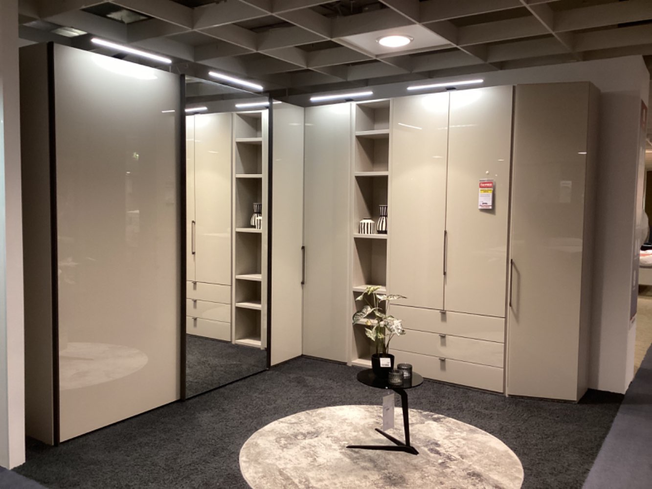 Eckkleiderschrank Mondo Clivo 3000