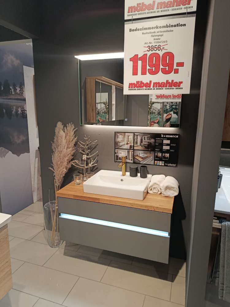 Badezimmerkombination