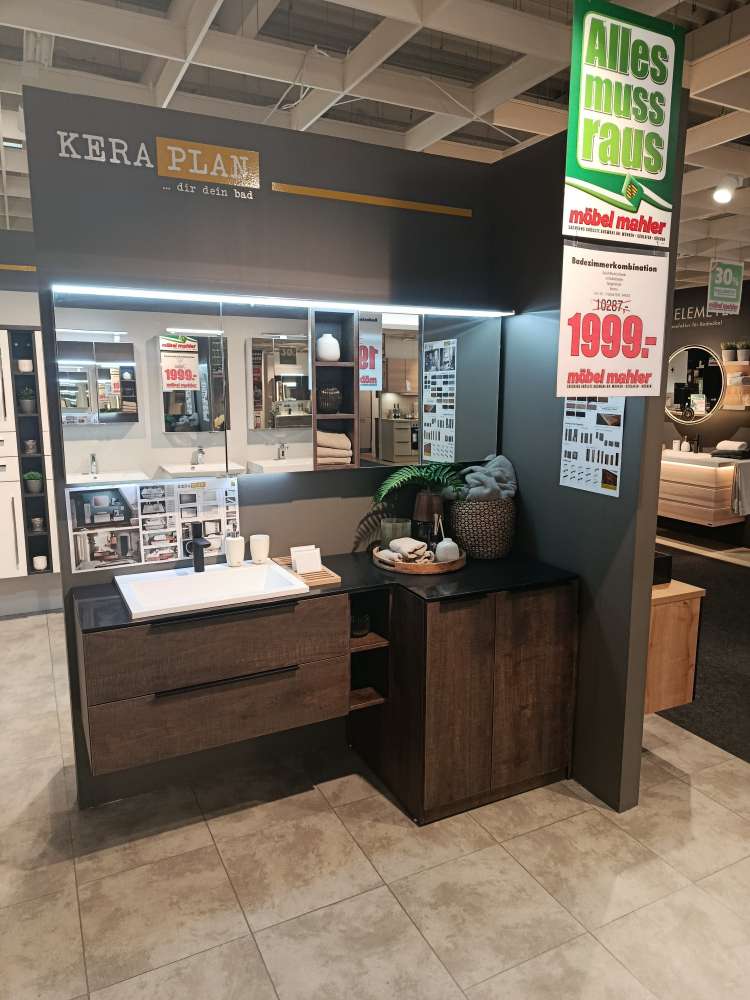 Badezimmerkombination