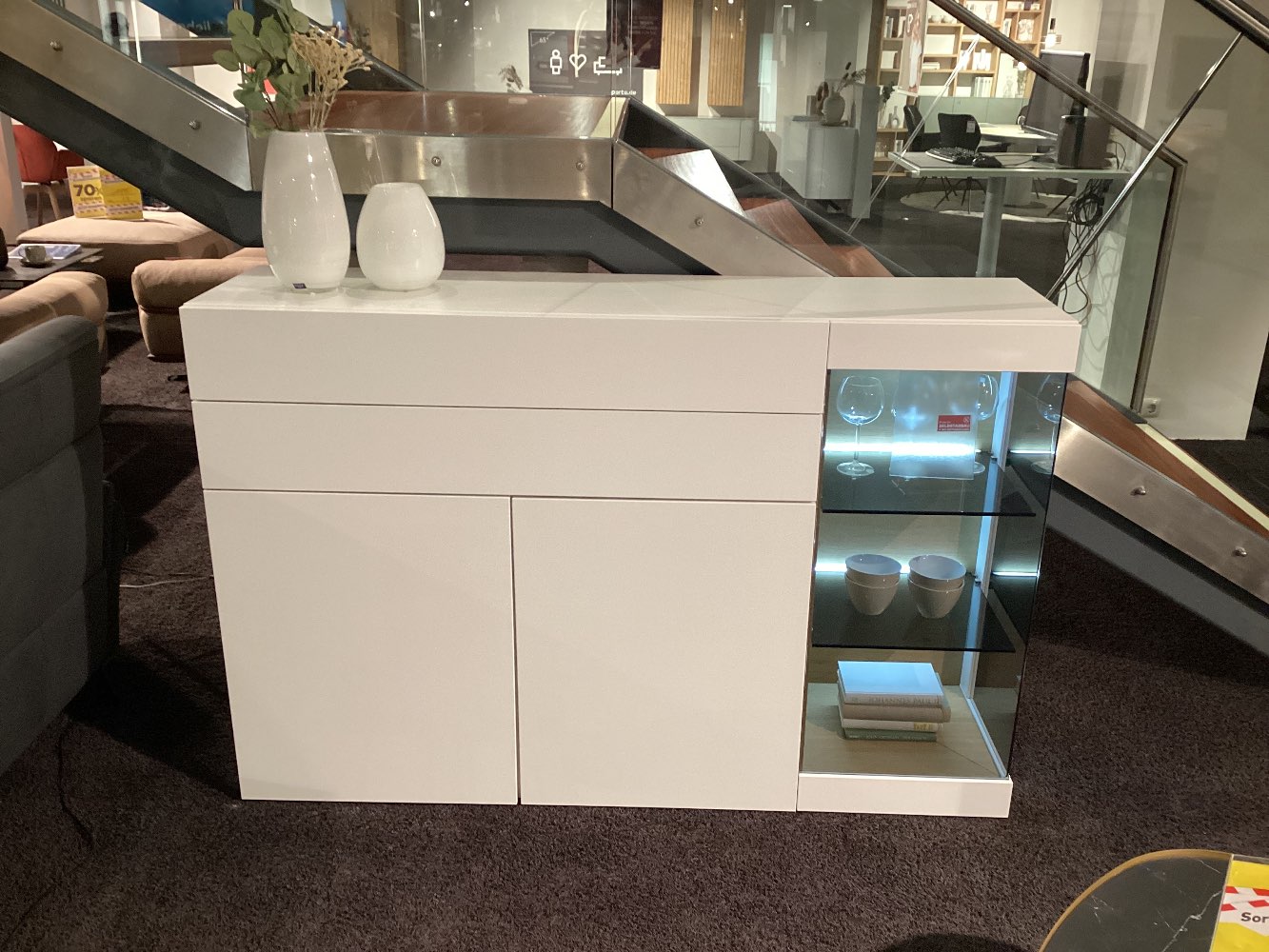 Sideboard, „Puro Flat“, inkl. Beleuchtung