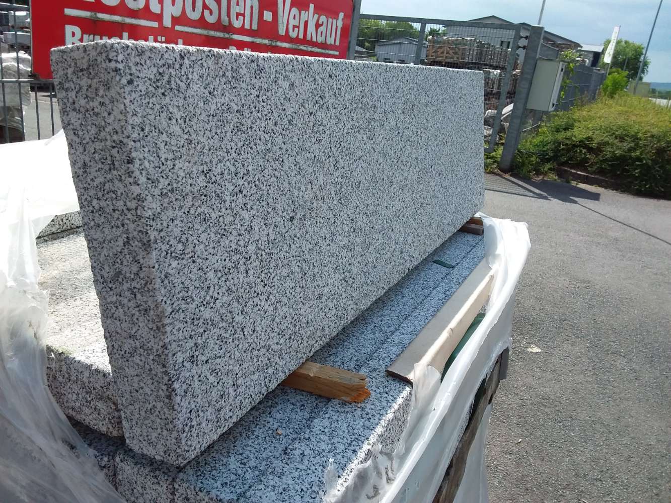 Randsteine Granit 6x30x100 Bordstein Granit