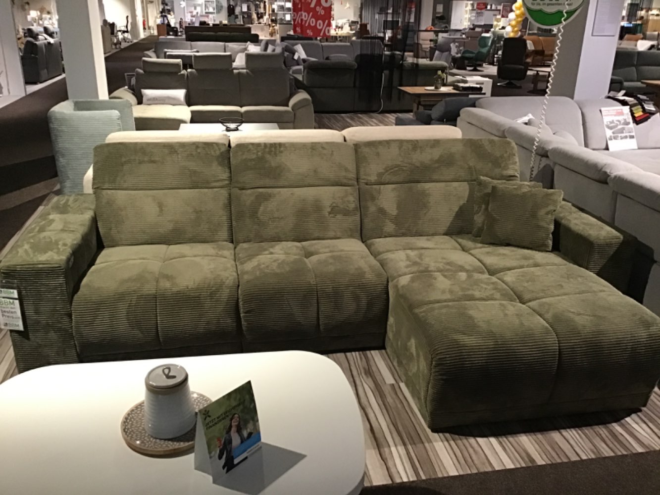 Eckgarnitur mit Relaxfunktion Maß 167x302cm Farbe grün