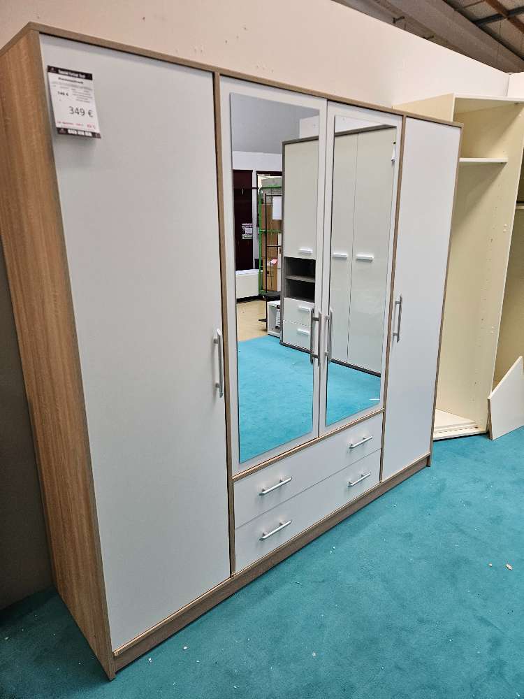 Kleiderschrank Drehtüren Eiche San Remo Nachbildung statt 749€