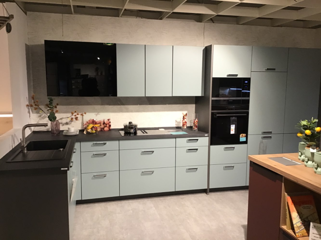 Nobilia Einbauküche mit Siemens Geräte Maß 190x430cm